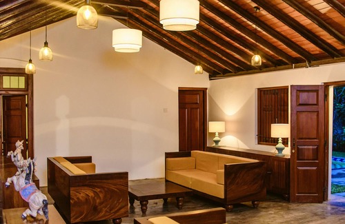 Jaffna Hotel | Thambu Illam