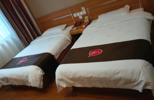 Yichun Hotel | Thank Inn Chain Hotel Jiangxi Yichun Fengxin East Fengchuan Road Huangni Lane