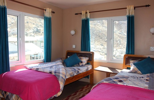 Gokyo Hotel | Thanka Inn Gokyo