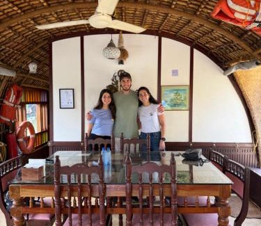 Mullakkal Boat Rental | Thara's Houseboat