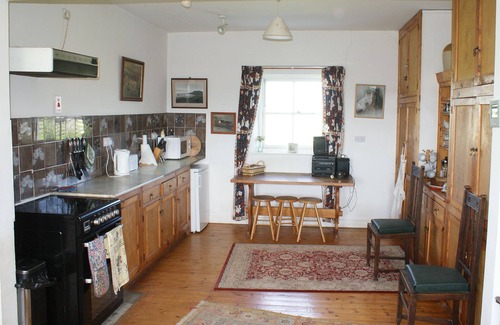 Coolaney Cottage | Thatched Country Cottage Overlooking Ballisodare Bay on the Wild Atlantic Way