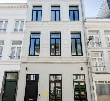 Antwerp House | The 1880 Boutique Holiday Home
