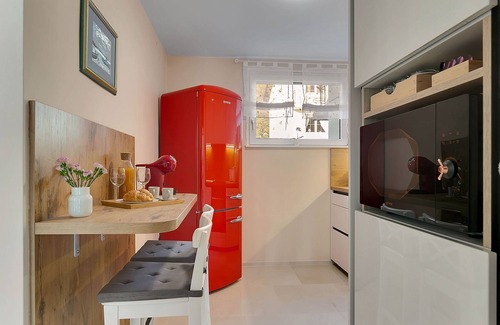 Lasko House | The 4* boutique house in a quiet, safe and green environment