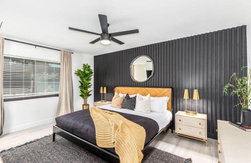 Paradise Valley Village House | The Ace Scottsdale with Pool Hottub & Putting Green