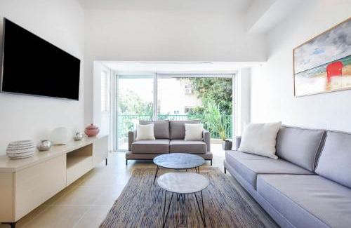 Tel Aviv City Center Apartment | The Adam's by HolyGuest