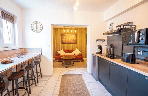 Denain Apartment | The amber workshop