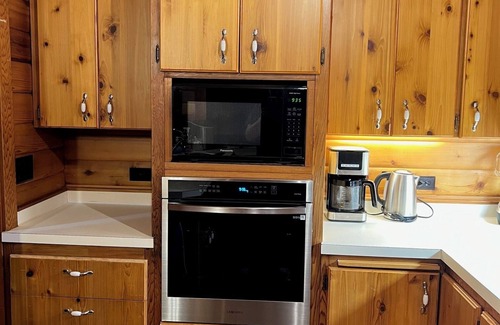 Quadra Island House | The April Point Harbour House BC approved accommodation on waterfront
