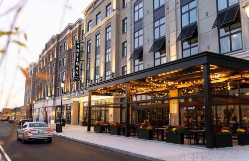 Salem Hotel | The Artisan at Tuscan Village, Salem, NH, a Tribute Portfolio Hotel