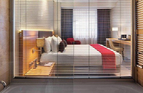 Abando Hotel | The Artist Grand Hotel of Art