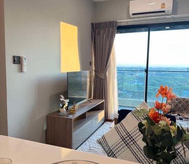 Chang Khlan Apartment | The Astra Sky River