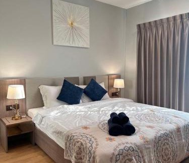 Chang Khlan Apartment | The Astra Sky River