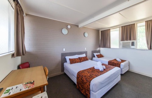 Murgon Hotel | The Australian Hotel Murgon