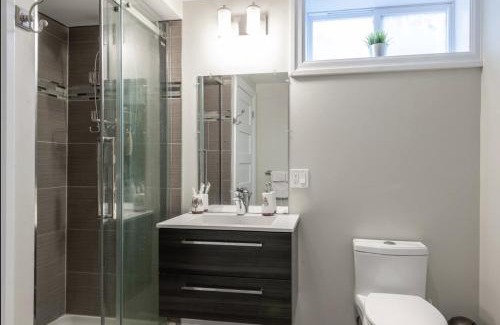 Stratford House | The Avon Get-Away