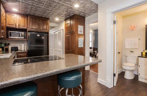 Bloomington House | The Bailey House