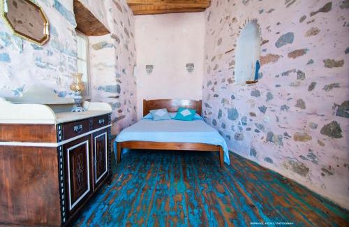 Ano Siros Apartment | The Balcony of Bougainvillea!