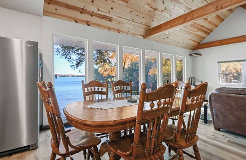 Pickerel House | The Bar at Breakaway Bay Properties