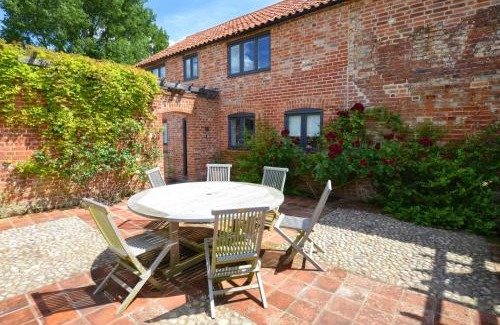 Melton Constable House | The Barn at Moor Hall