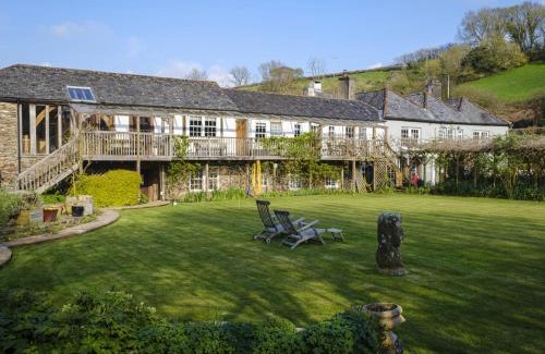 Dittisham House | The Barn
