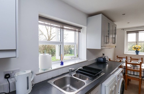 Ripley Cottage | THE BARN - POPLAR FARM, pet friendly, with a garden in Boroughbridge