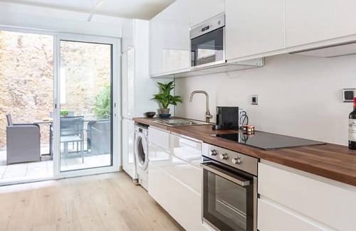 Dommeldange Apartment | The Baron Apartment