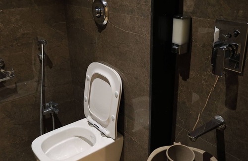 Gayariawas Hotel | The Basil Hotel