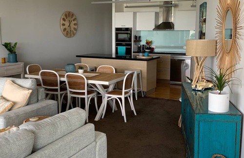 Ahuriri House | The Bay Riveria