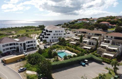 Sint Michiel Apartment | The beach House- 1Room Apartment at Blue Bay resort