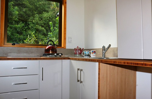 Onekaka House | The Beach Lodge , secluded with panoramic sea views
