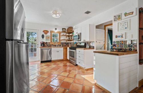 Heart of Lubbock House | The Beachcomber - Lubbock, TX with an Island Flair!
