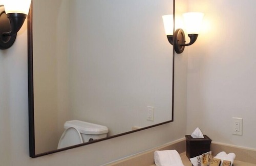 Dallas Hotel | The Beaumont Inn