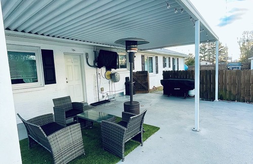 Manchester House | The Beauty Lounge Guest House