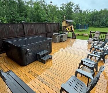 Lot 16 House | The Belmont Chalet