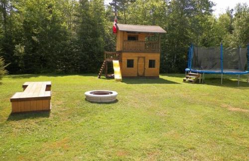 Lot 16 House | The Belmont Chalet