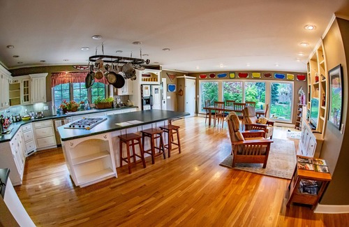 Old North End House | The Best VRBO In Colorado Springs. Our Reviews Prove It. Near All The Venues