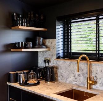Oban Apartment | The Black Cabin Oban