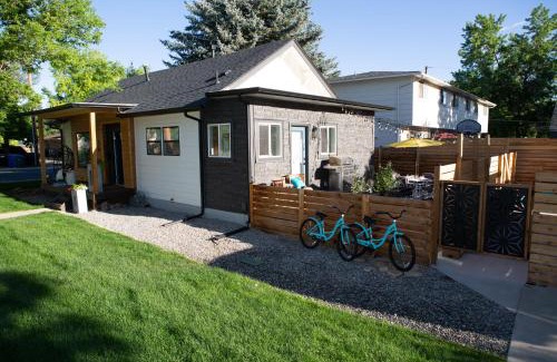Loveland House | The Blue Door Bungalow - Oldtown, Well-Equipped Kitchen