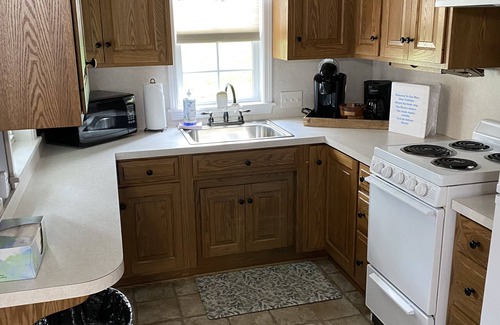 Dundee Cottage | The Blue Door Cottage
