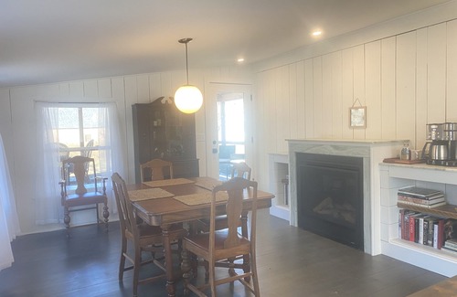 Ashley Falls Cottage | The Blue Elm - A Historic Berkshire Cottage