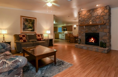 Homosassa House | THE BLUE NILE! Your Florida Fun is Calling. Vacation, Leisure or Business