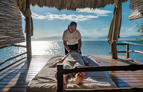 Moalboal Resort | The Blue Orchid Resort
