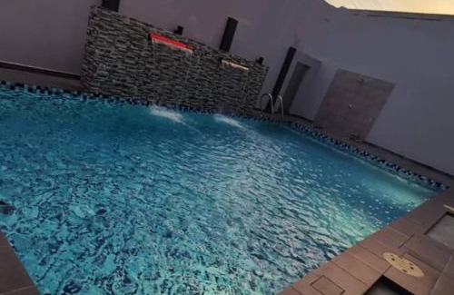 Kampung Bakau House | The Blue Residence with 4 bedrooms & 4 bathrooms