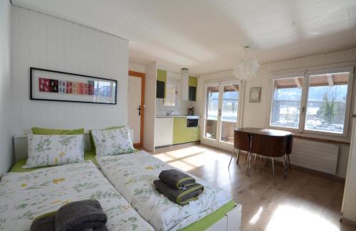 Goldswil Apartment | The Boat House