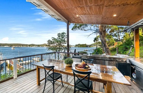 Daleys Point Apartment | The Boathousen