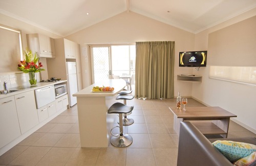 Evans Head Cabin | The Bowlo Holiday Cabins