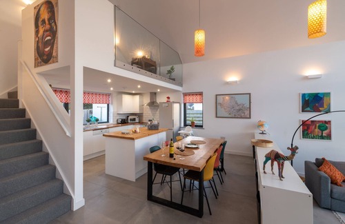 Malltraeth House | The Brackens: Beachfront holiday home, sleeps 6