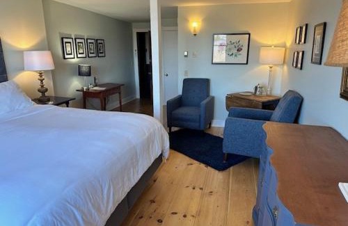Pemaquid Point Hotel | The Bradley Inn