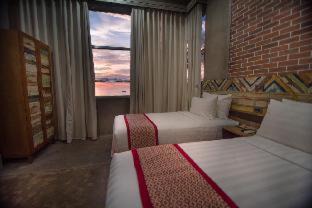 Dumaguete Hotel | The Bricks Hotel