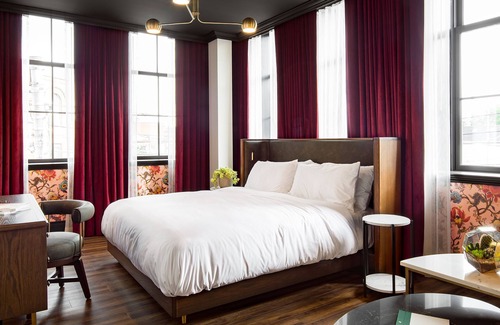 Riverside Hotel | The Broadview Hotel