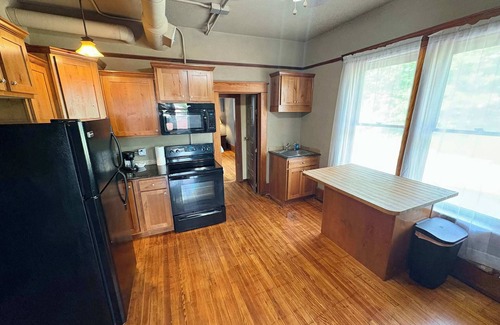 Siloam Springs House | The Broadway, #5 at the Historic Connely Harrington