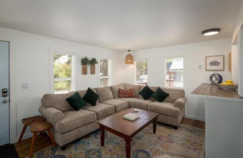 Kings Beach House | The Brook Ave Bungalow